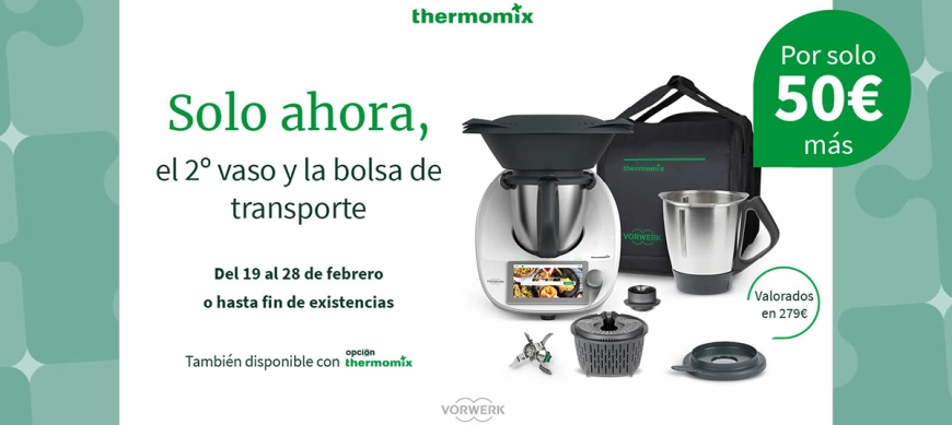 Thermomix TM6 con sus esenciales