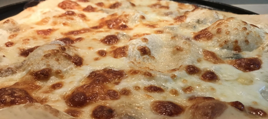 Pizza Bianca cuatro quesos