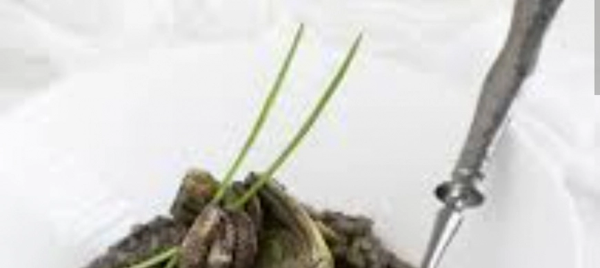 Arroz con sepia y alcachofas